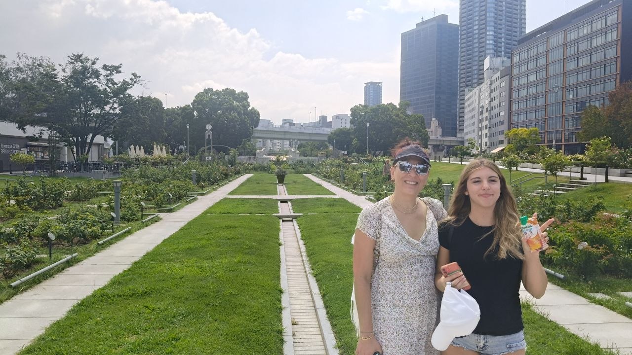 Paseo por los jardines de Nakanoshima Rose Garden